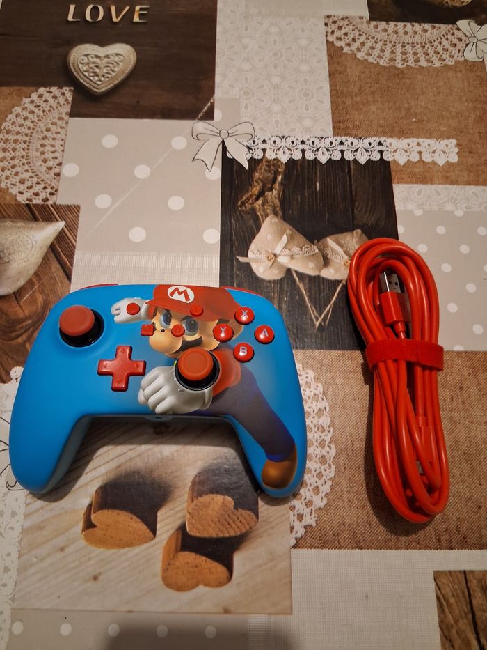 Manette switch Mario