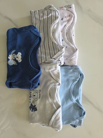 Lot 5 bodies 24 mois 