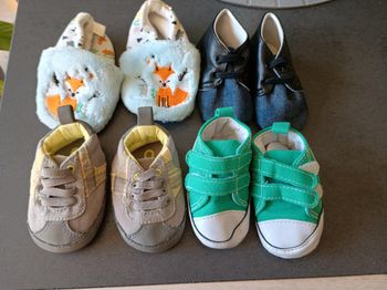 lot de 4 paires de chaussures bébé