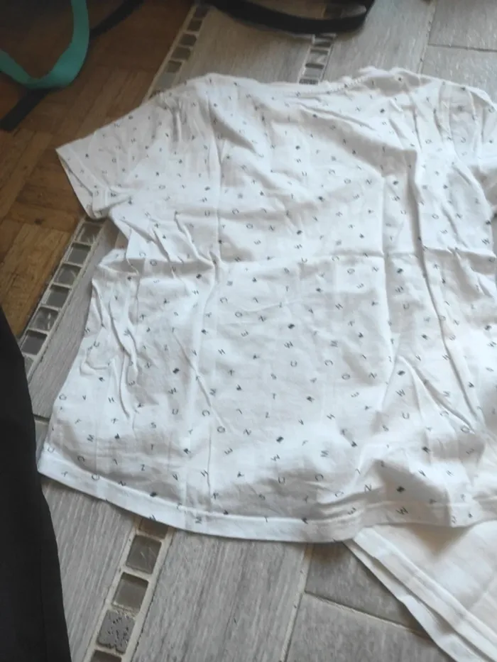 Lot 2 tee shirt taille 10 ans - photo numéro 7
