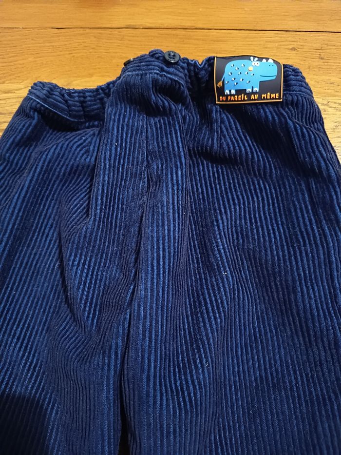 Ensemble chemise gilet sans manches et pantalon velours et chaussures 9 mois - photo numéro 3