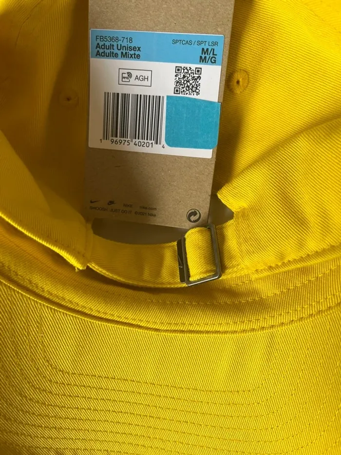 Casquette Nike jaune - photo numéro 4