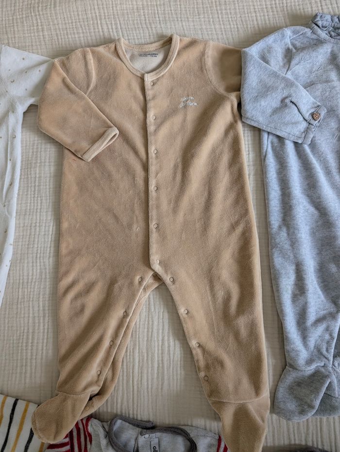 Lot de pyjamas 12 mois - photo numéro 7