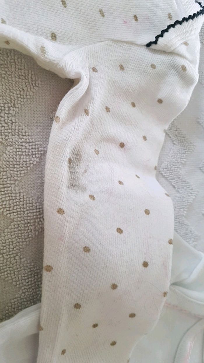 Lot bodys fille 9 mois - photo numéro 2