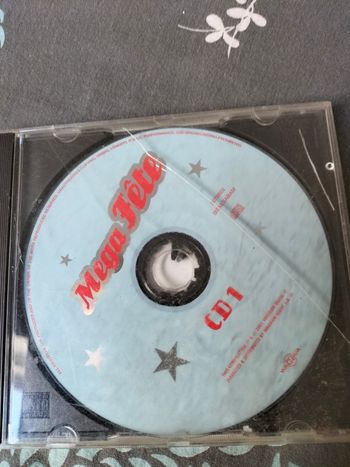 Cd méga fête pochette fissure
