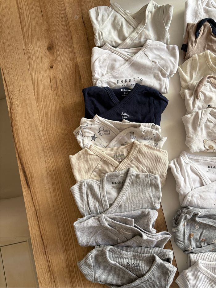 Bodies taille 1 mois - photo numéro 2