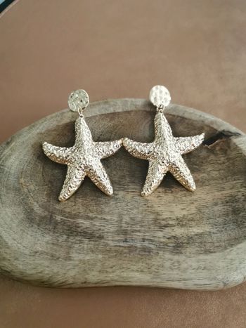 Boucles d'oreilles étoiles de mer dorées