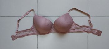 Soutien-gorge coqué 100C