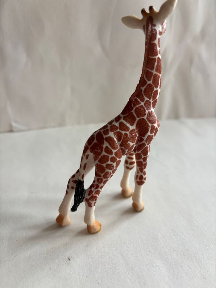 Bébé girafe Schleich - photo numéro 3