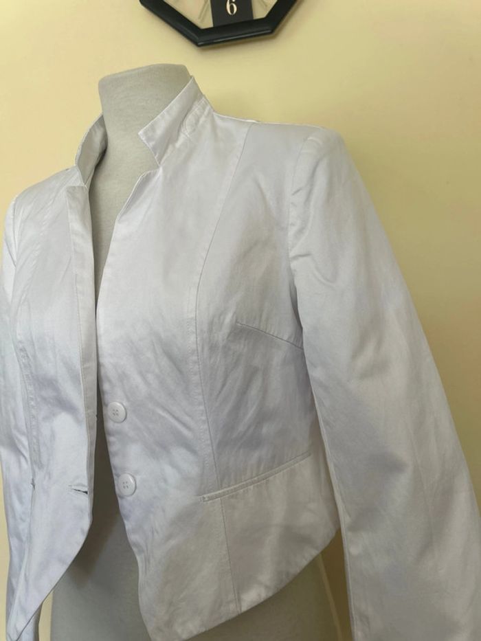 Veste blanche - photo numéro 3