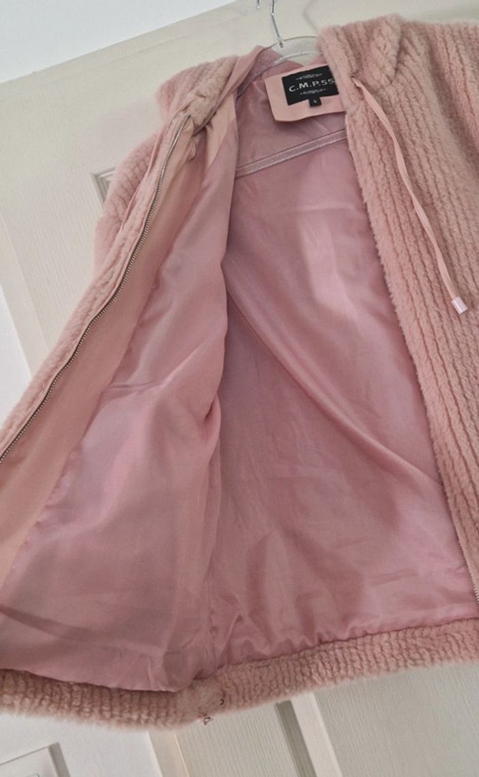 Veste fausse fourrure rose C.M.P.55 - photo numéro 13