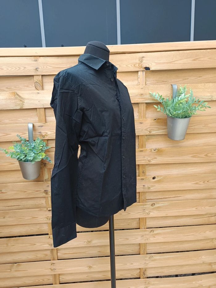 Chemise taille S - photo numéro 3