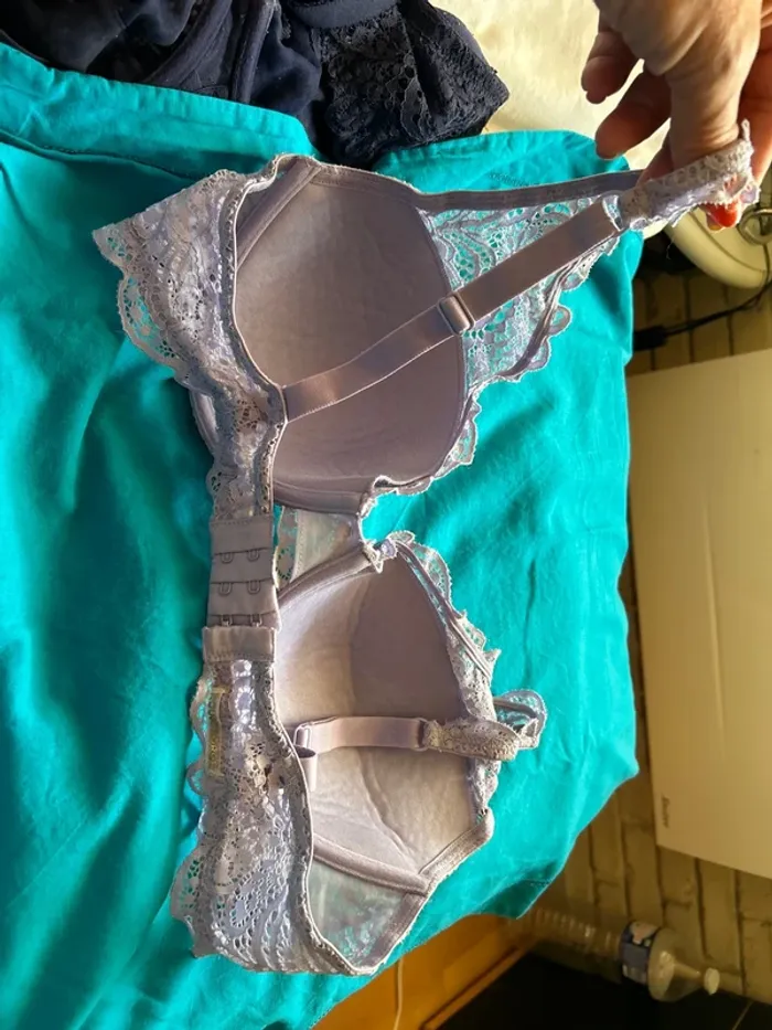 Soutien gorge parme - photo numéro 3