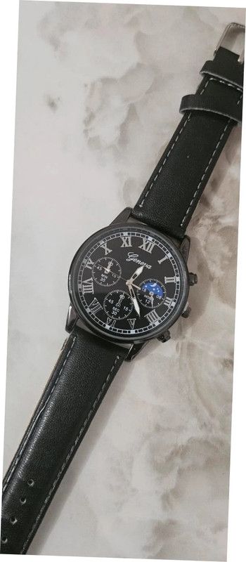 Montre neuve pour homme