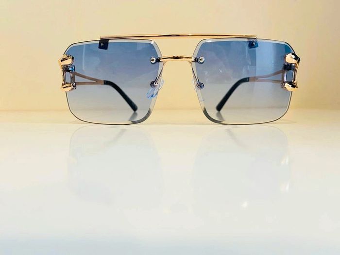 Lunette de soleil moxte dorée verres bleus dégradés UV protection catégorie 2 - photo numéro 8