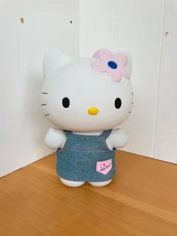 Figurine bouteille Hello Kitty Vintage