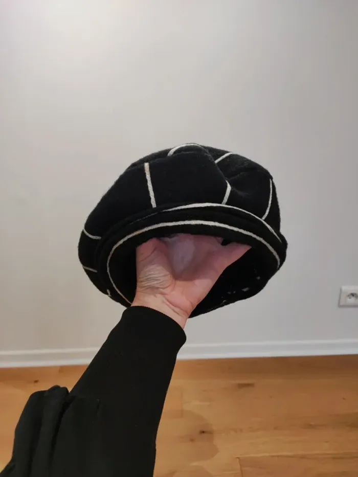 Béret noir et écru - photo numéro 3