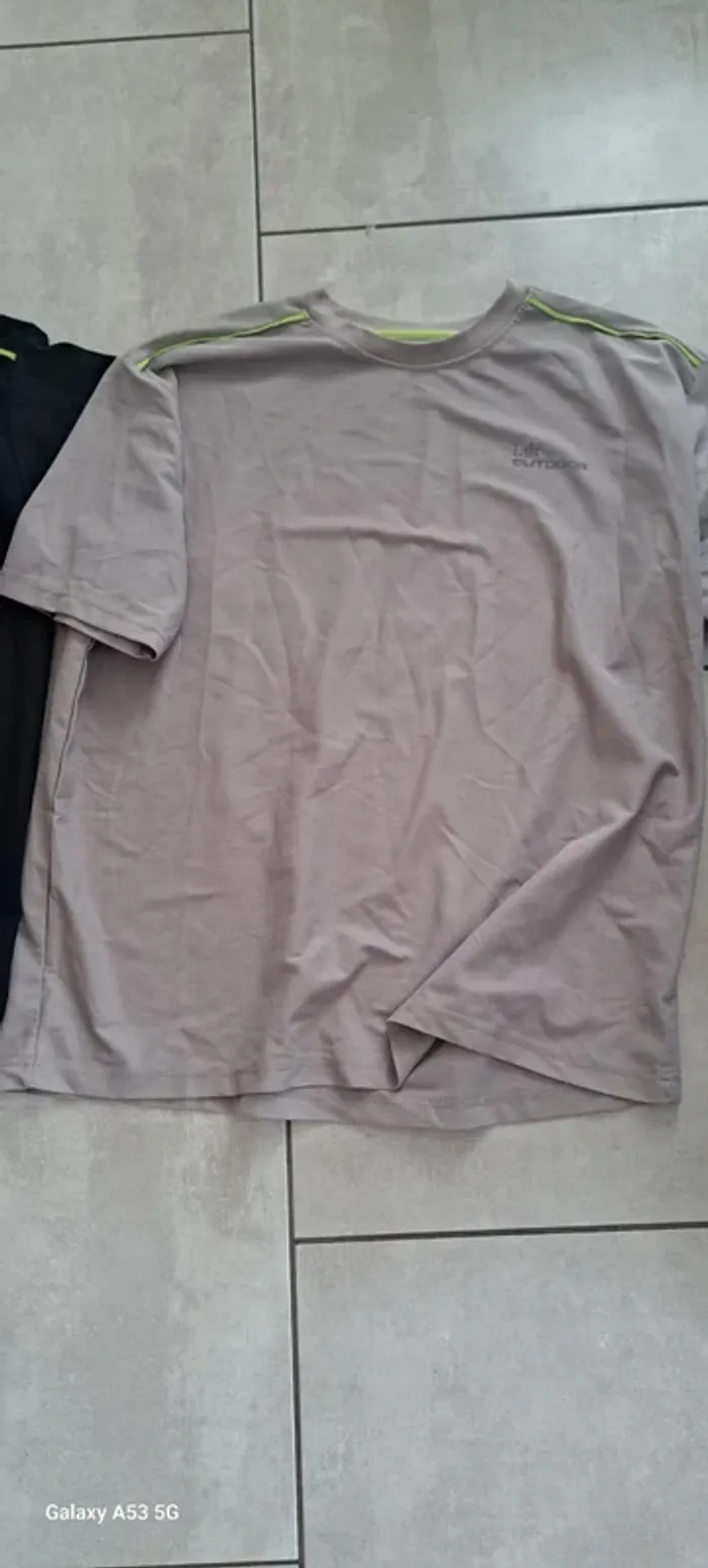 Lot t-shirt - photo numéro 3