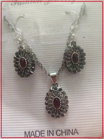 Parure bijoux fantaisie