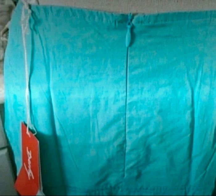 Jupe asymétrique  bleu celadon/turquoise. René Derhy T 40 Neuve - photo numéro 5
