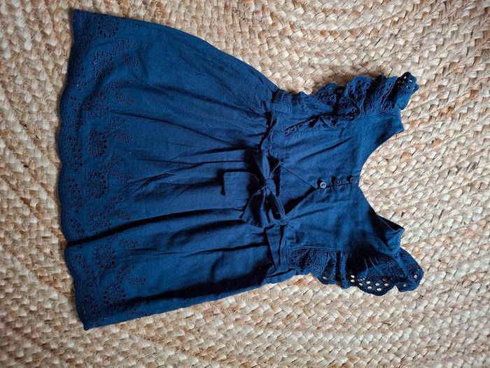 Robe neuve kiabi broderie anglaise 12 mois - photo numéro 5