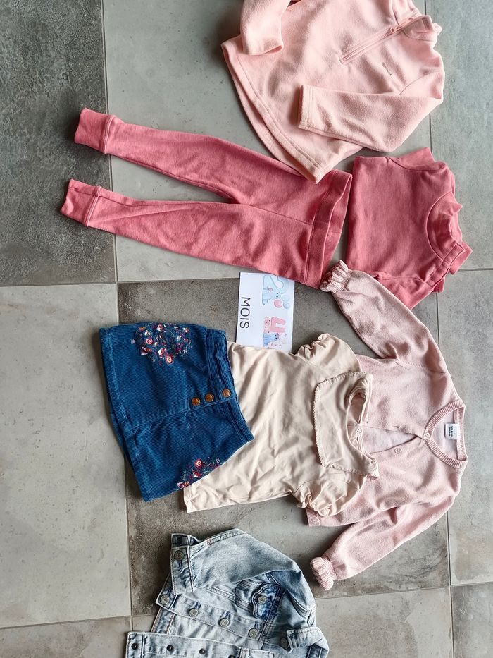 Lot vêtements 24 mois