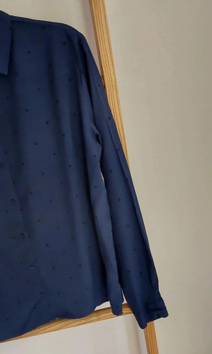 Chemise bleu marine à petits pois noir NafNaf T 36 - photo numéro 3