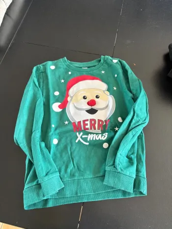 Pull garçon taille 8ans