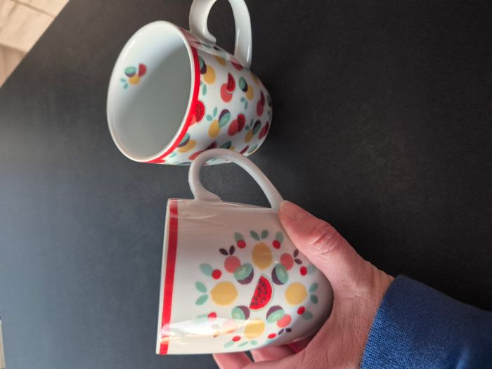 Lot de 9 tasses et mugs variés - Différentes tailles - photo numéro 8