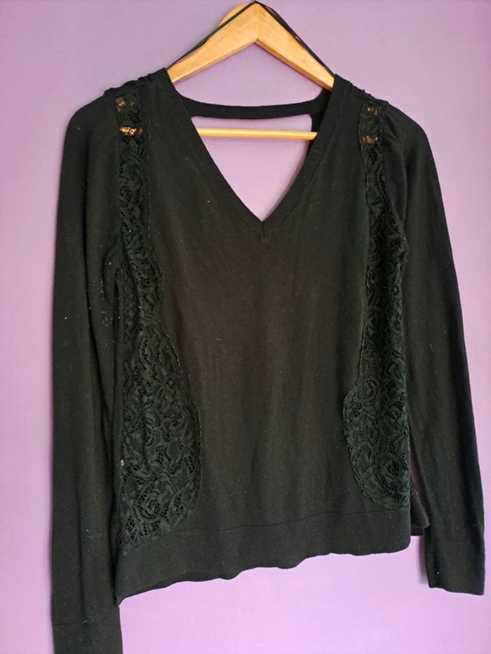 Pull avec dentelle