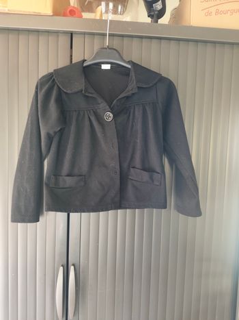 Gilet 10 ans noir 3 boutons 