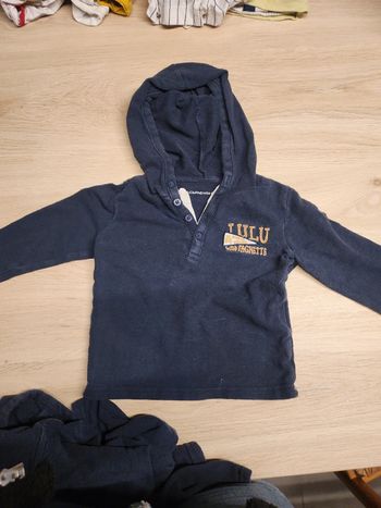 Pull à capuche