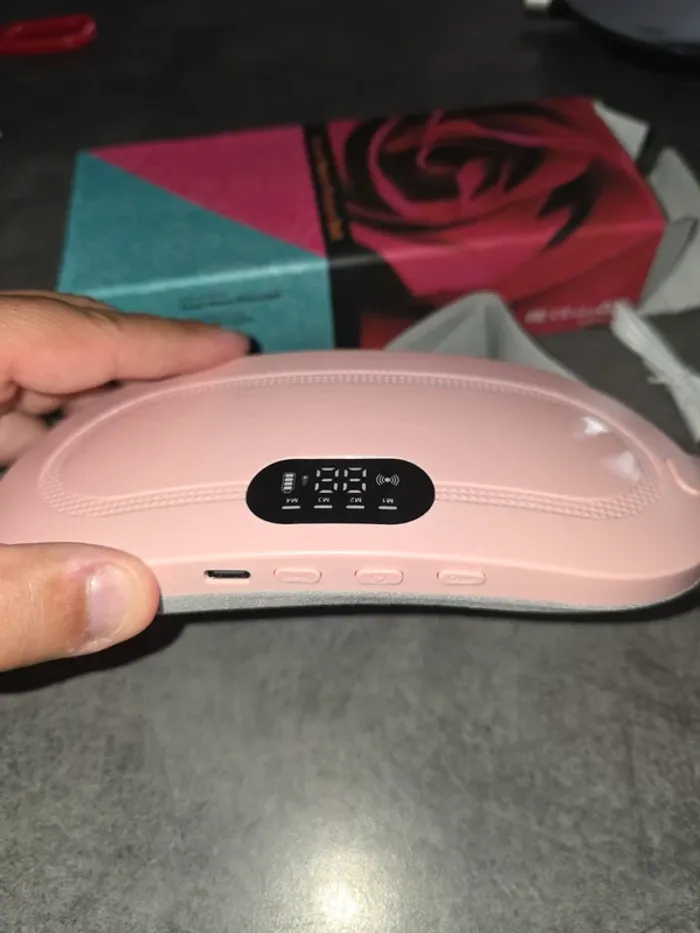 [NEUF] Ceinture menstruelle chauffante et massante rose - photo numéro 3