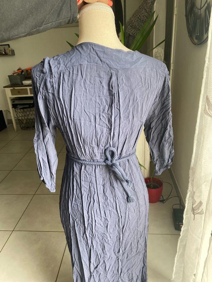 Jolie robe longue - photo numéro 4