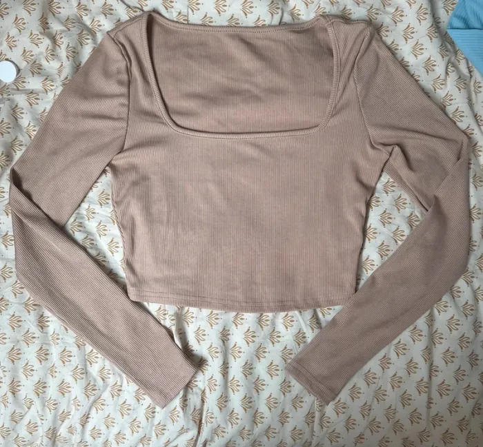 Crop top rose SHEIN taille XS – Neuf, tendance été, style Y2K