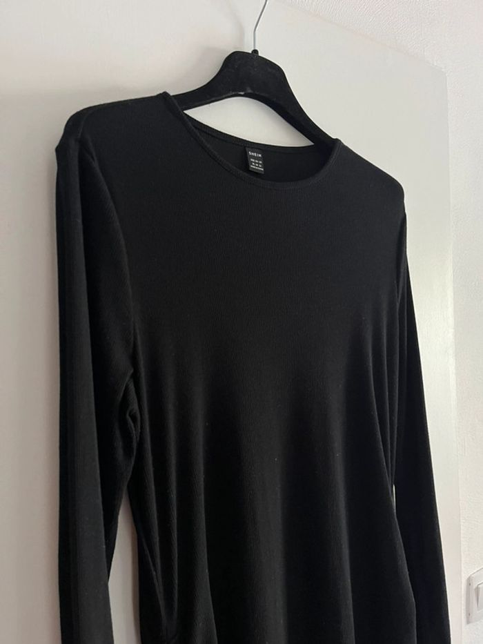 robe noire manches longues - photo numéro 4