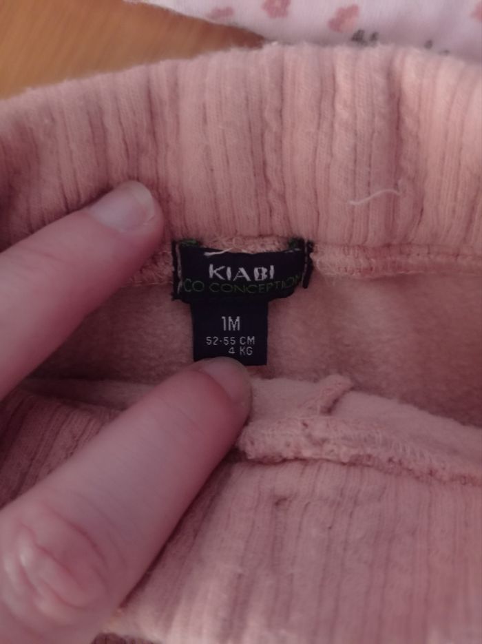 3 pantalons de 1 mois - photo numéro 4