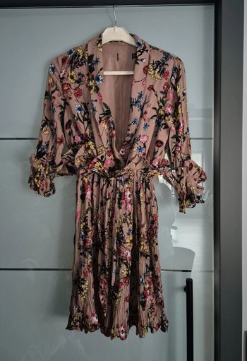 bruin bloemen jurkje