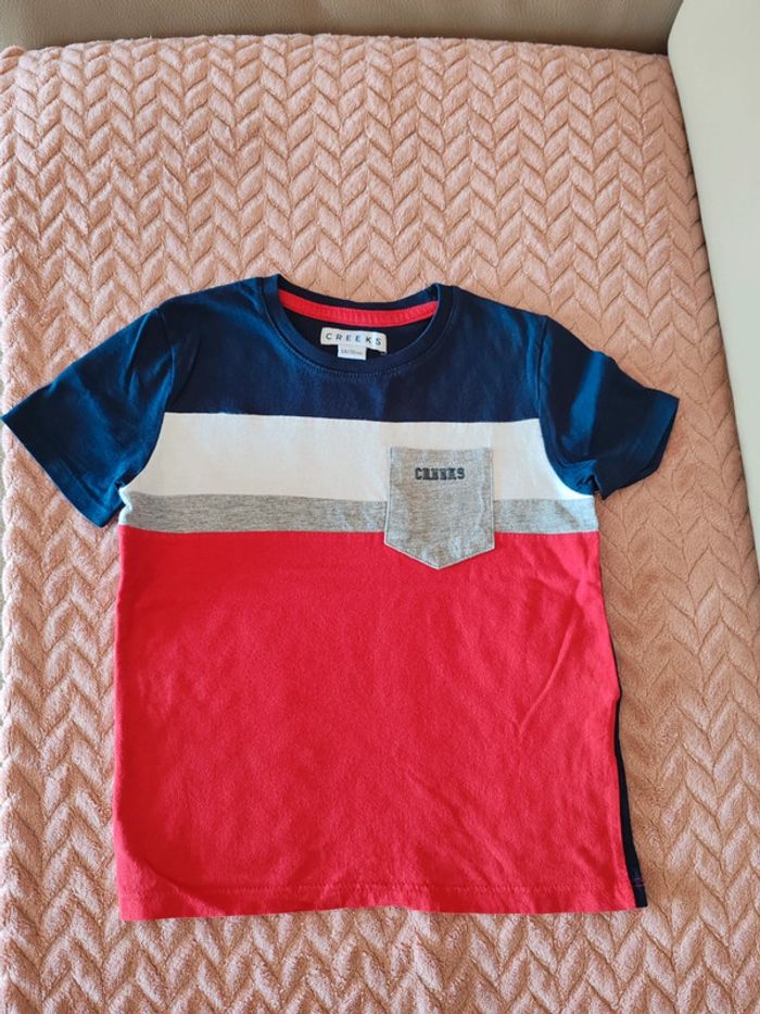 T-shirt garçon 6 ans creeks comme neuf ttbe bleu blanc rouge