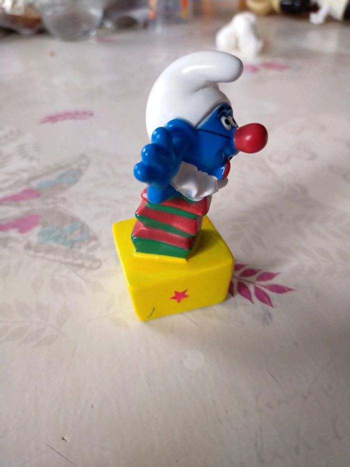 Figurine bouchon Schtroumpfs 1995 Peyo - photo numéro 4