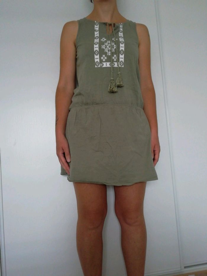 Robe courte - photo numéro 3