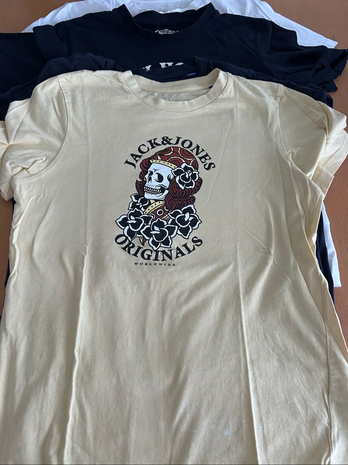 Lot tee shirts - photo numéro 4
