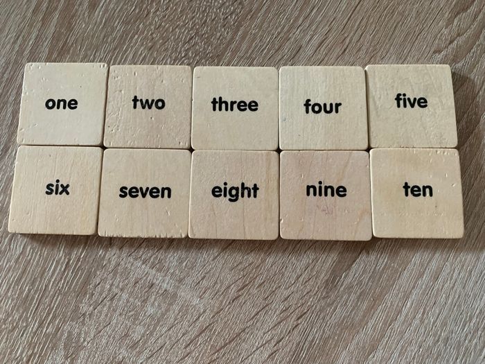 Empileur de formes en bois pour apprendre à compter - photo numéro 6