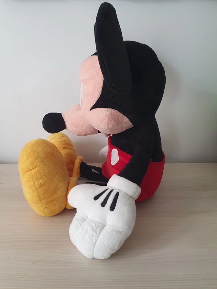 Grande peluche Mickey - Disney Store - photo numéro 3