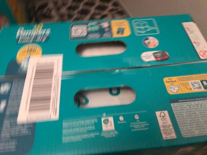 Neuf maxi XXL paquet de couches pampers baby dry taille 8 soit 78 couches - photo numéro 2