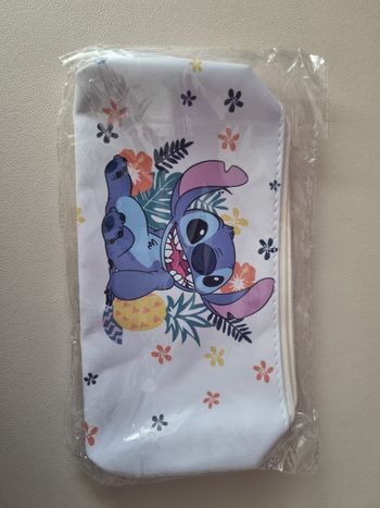 Trousse Stitch blanc ananas