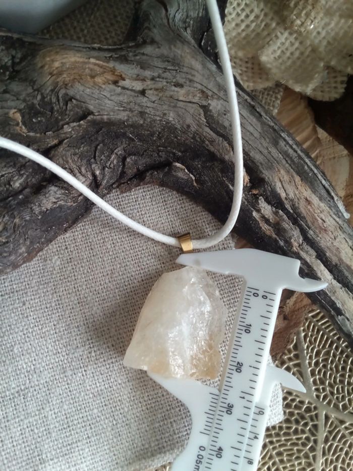 Collier chance pendentif pierre de citrine 💛. - photo numéro 3