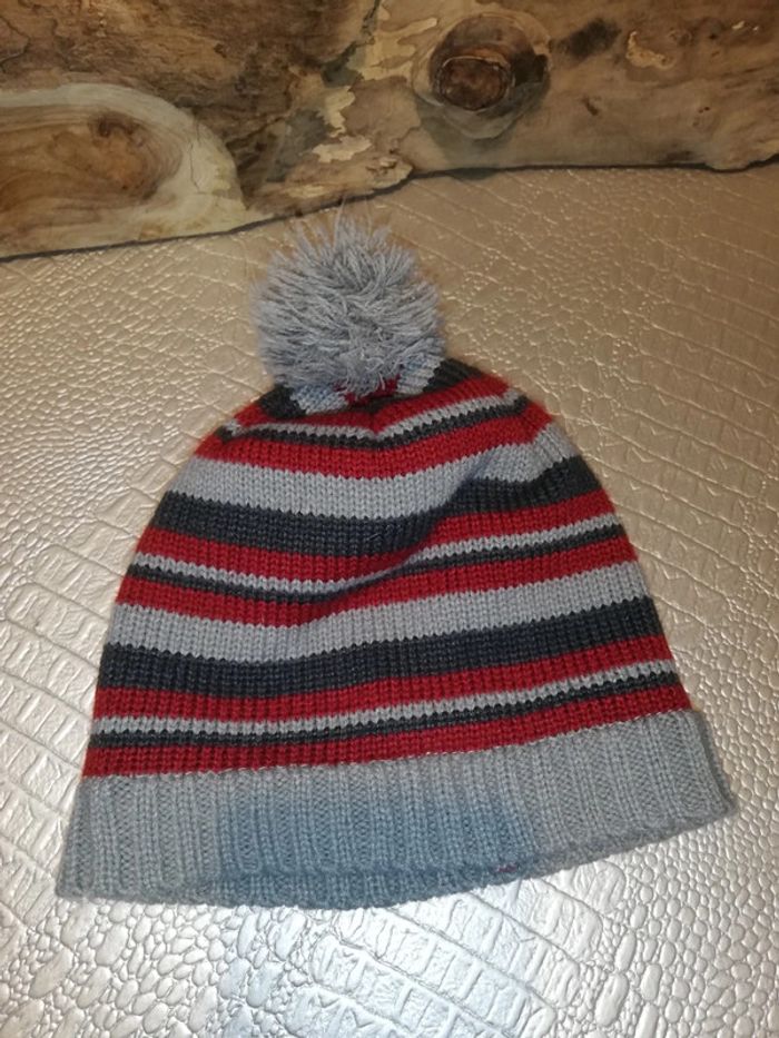 Bonnet - photo numéro 2