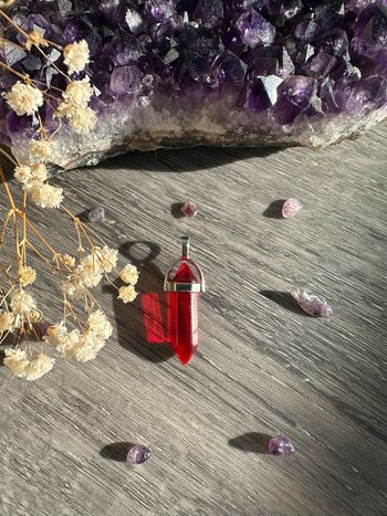Pendentif pendule en cristal rouge - Pierre naturelle