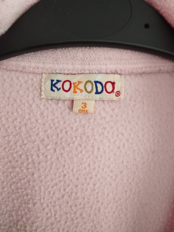 * Gilet polaire rose motif sequin papillon T3A Kokodo - photo numéro 4